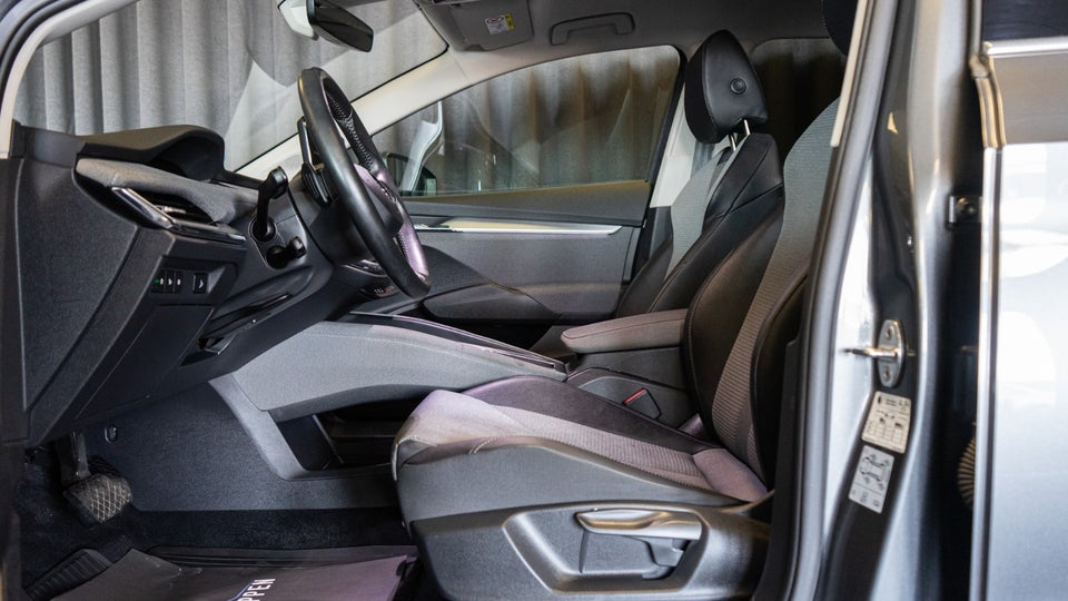 Skoda Enyaq 80 iV Loft 5d