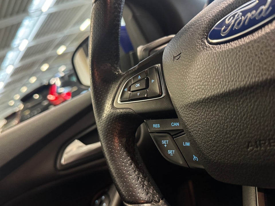 Ford Focus 1,0 EcoBoost ST-Line stc. 5d