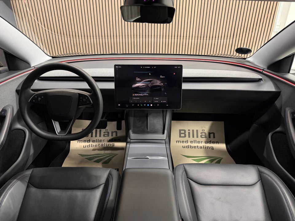 Tesla Model 3 RWD 4d