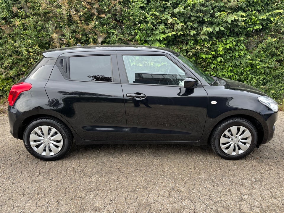 Suzuki Swift 1,2 Dualjet Club 5d