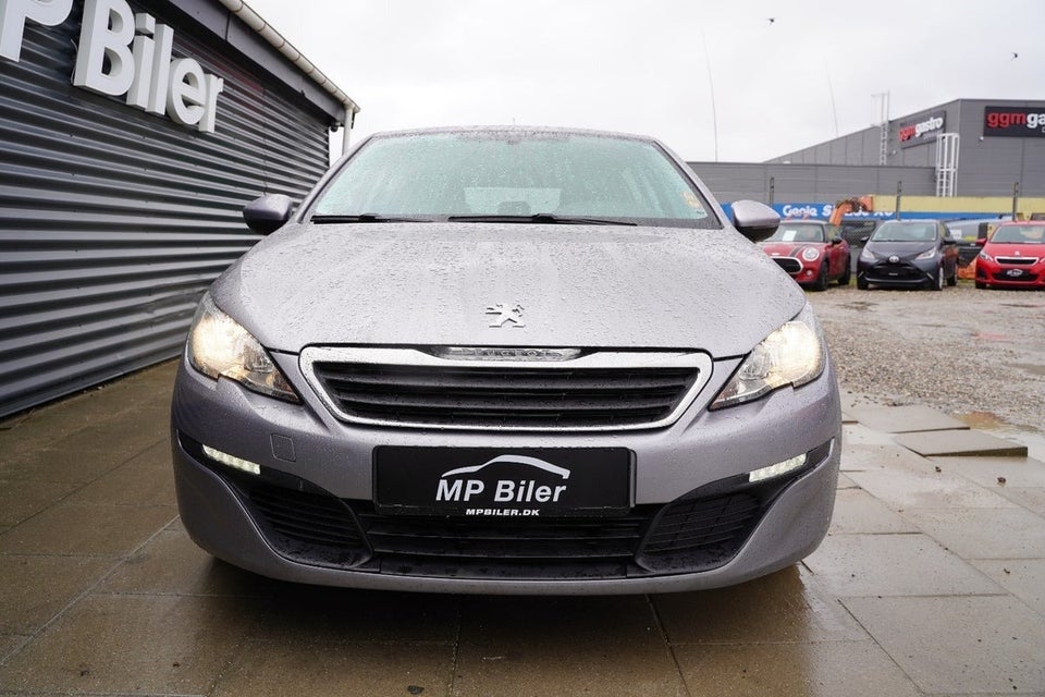 Peugeot 308 1,2 VTi 82 Access 5d