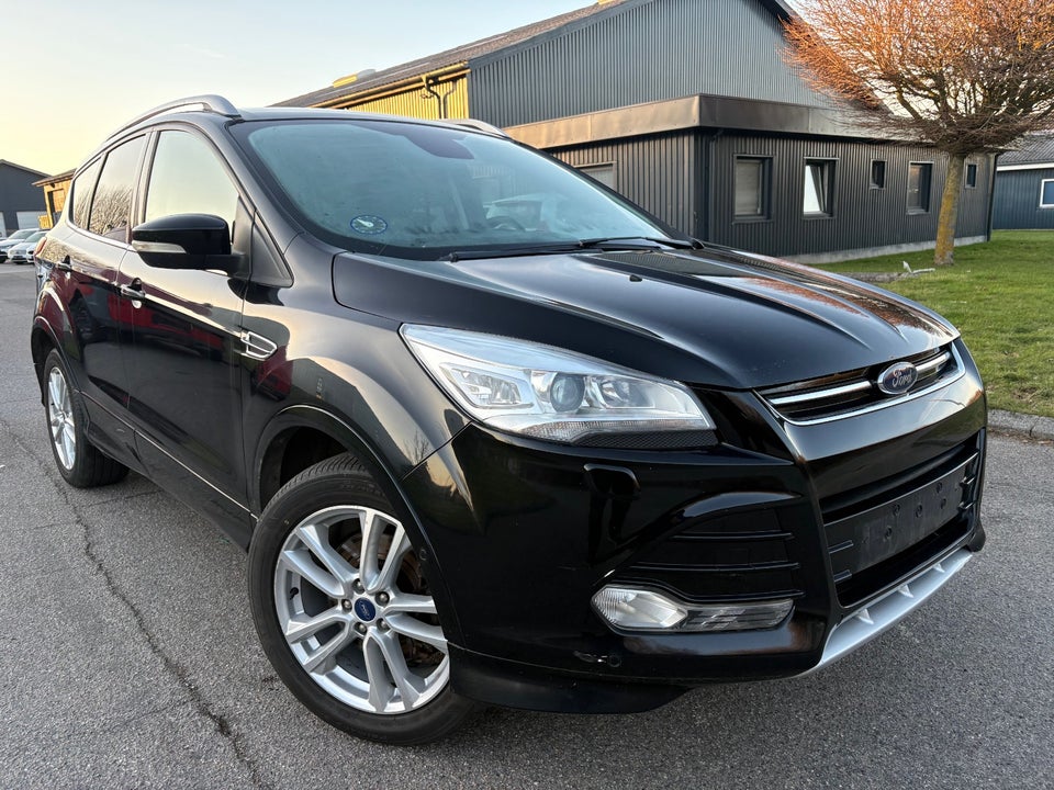 Ford Kuga 2,0 TDCi 180 Titanium aut. AWD Van 5d