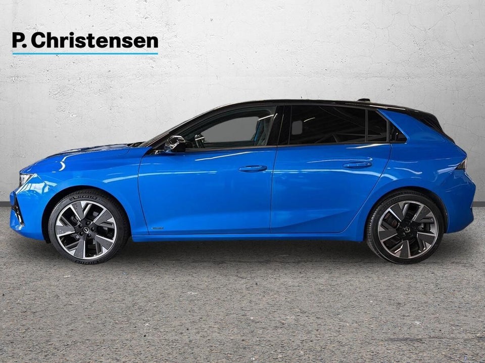 Opel Astra-e 54 Ultimate 5d