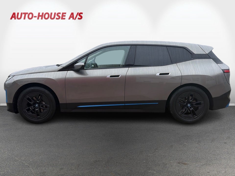 BMW iX xDrive40 5d