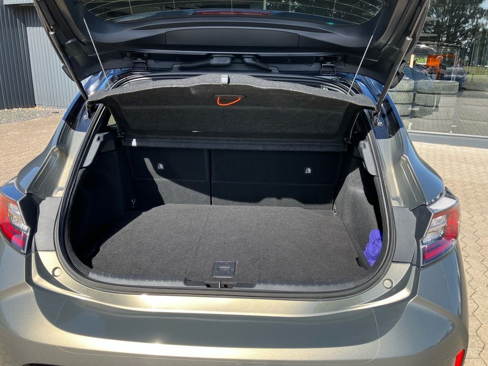 Toyota Corolla 2,0 Hybrid H3 Premium MDS 5d