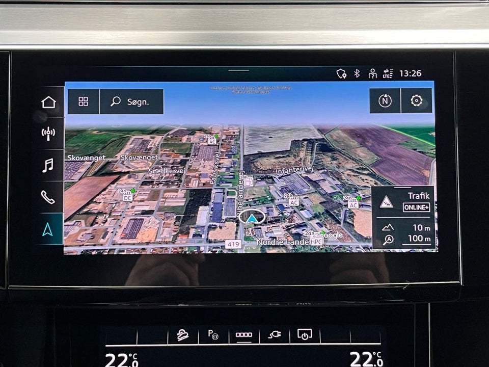 Audi Q8 e-tron 55 S-line quattro 5d