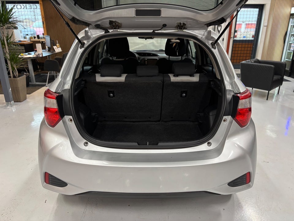 Toyota Yaris 1,5 Hybrid H3 Limited e-CVT 5d