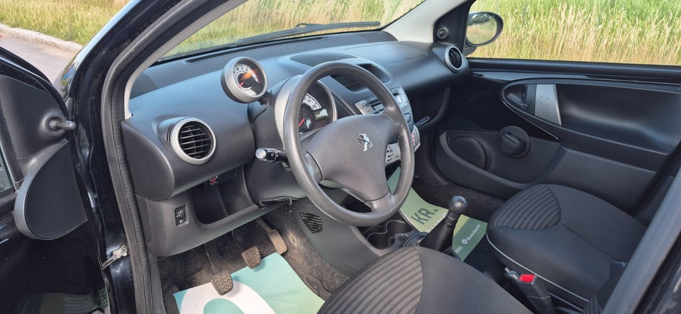 Peugeot 107 1,0 Trendy 5d