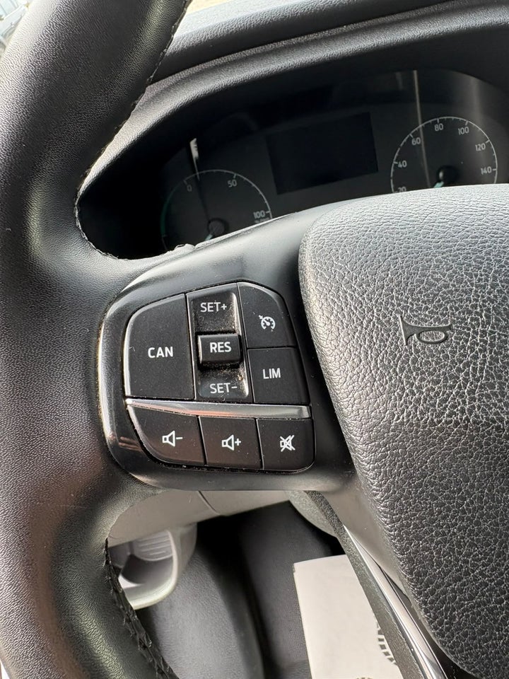Ford E-Transit 350 L2 Van 68 Trend H2 RWD