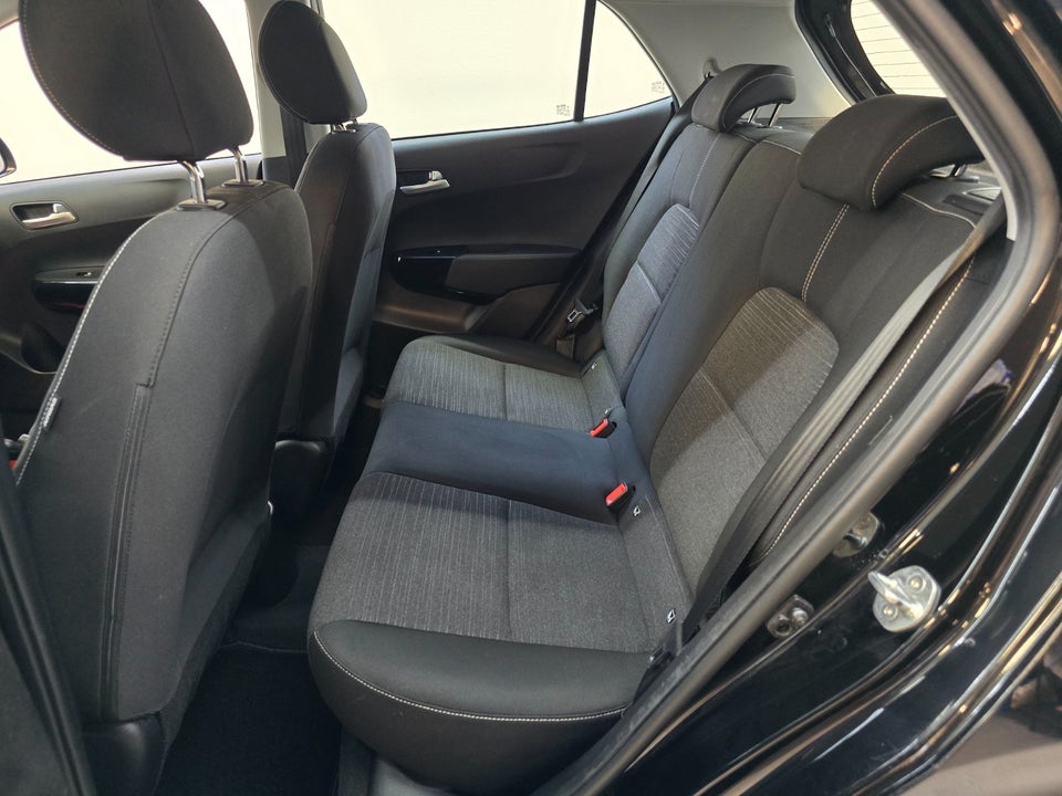 Kia Picanto 1,0 MPi Attraction 5d