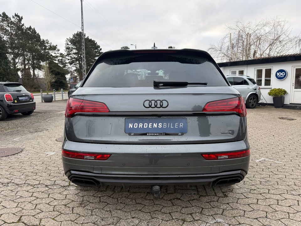 Audi Q5 50 TFSi e S-line quattro S-tr. 5d