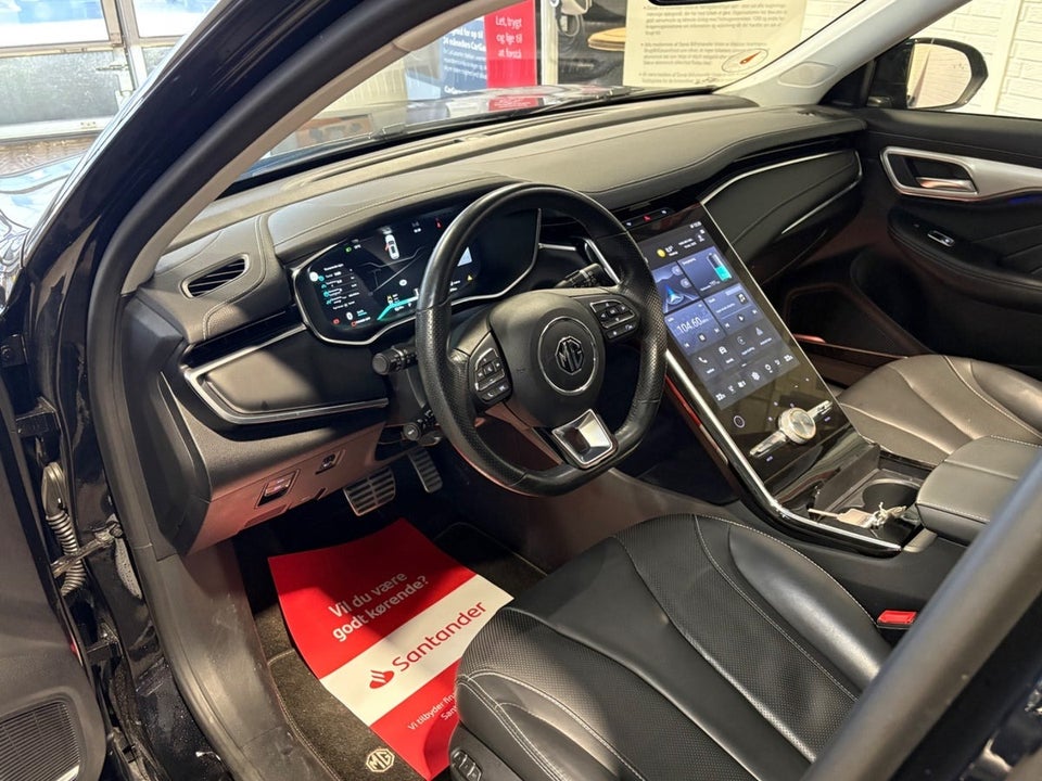 MG Marvel R Luxury 5d