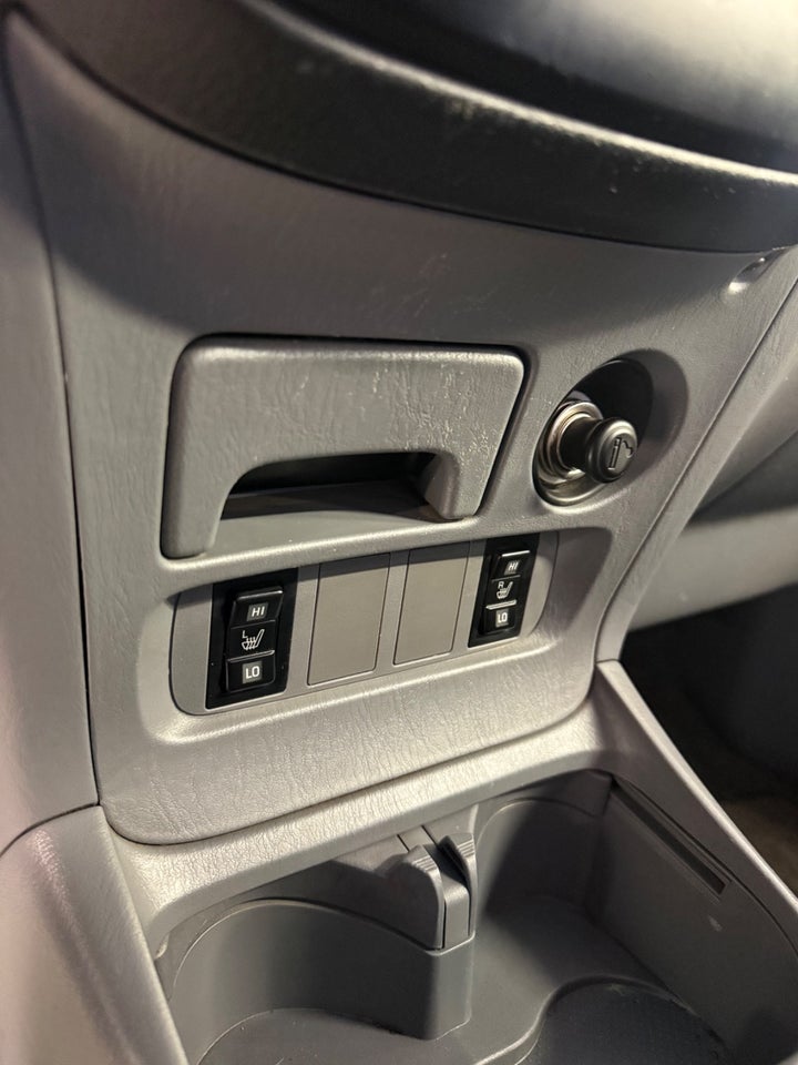 Toyota RAV4 2,0 D-4D 4x4 Van 5d