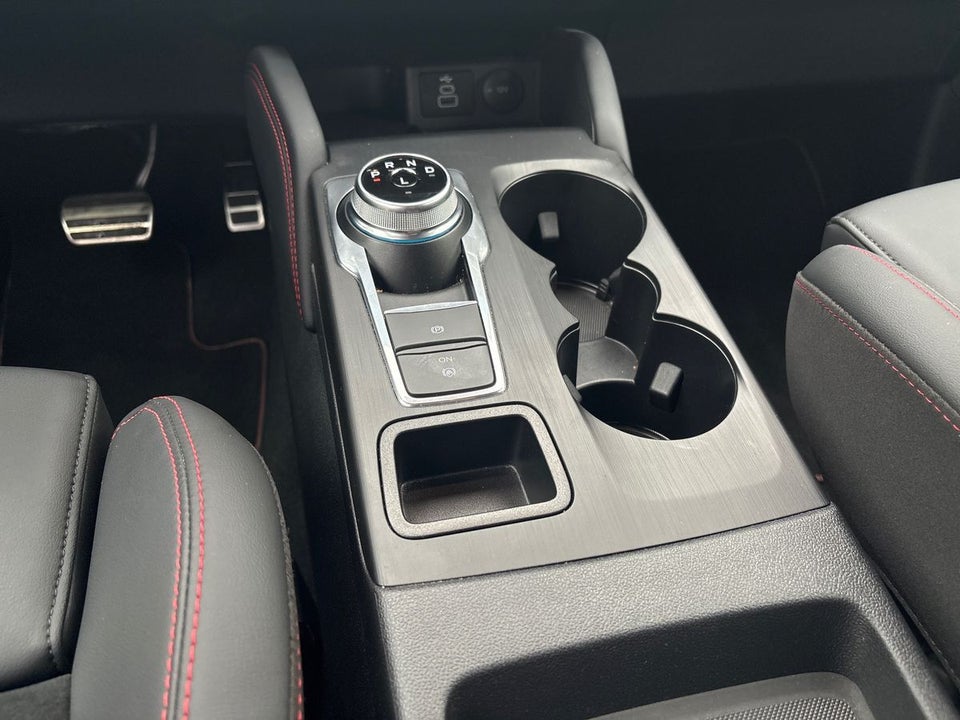 Ford Kuga 2,5 PHEV ST-Line X CVT 5d