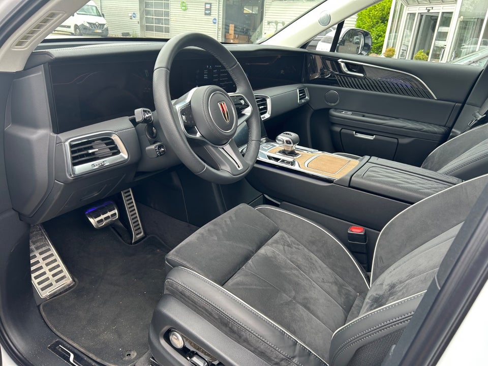 Hongqi E-HS9 99 Premium 5d