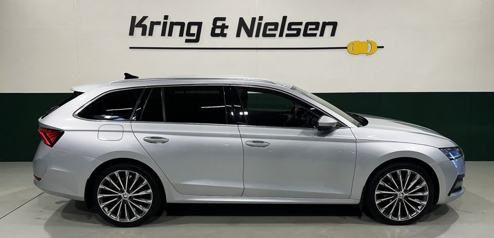 Skoda Octavia 2,0 TDi 150 Style Combi DSG 5d