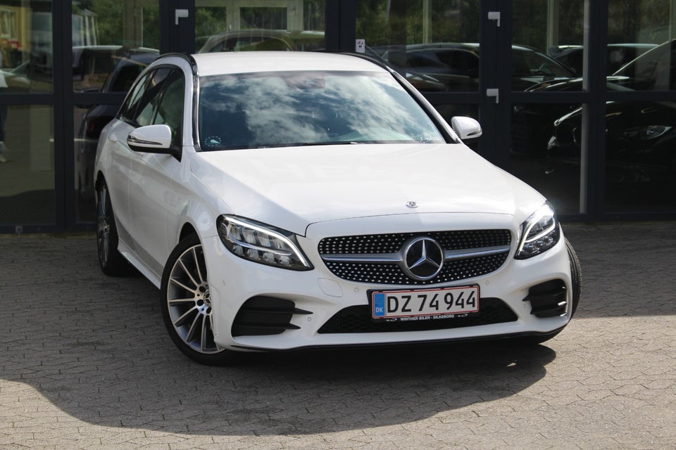 Mercedes C300 d 2,0 AMG Line stc. aut. 5d