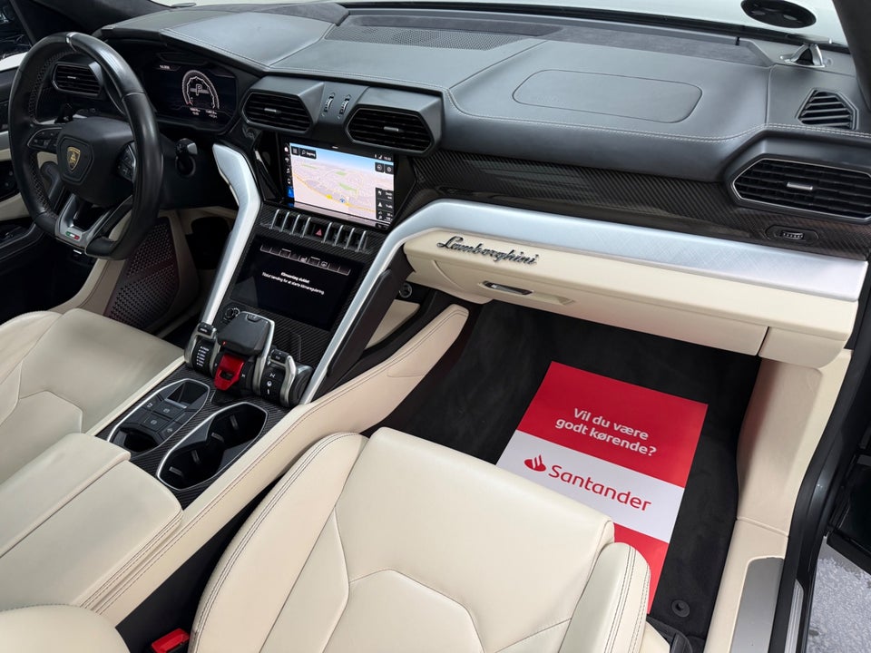 Lamborghini Urus 4,0  5d