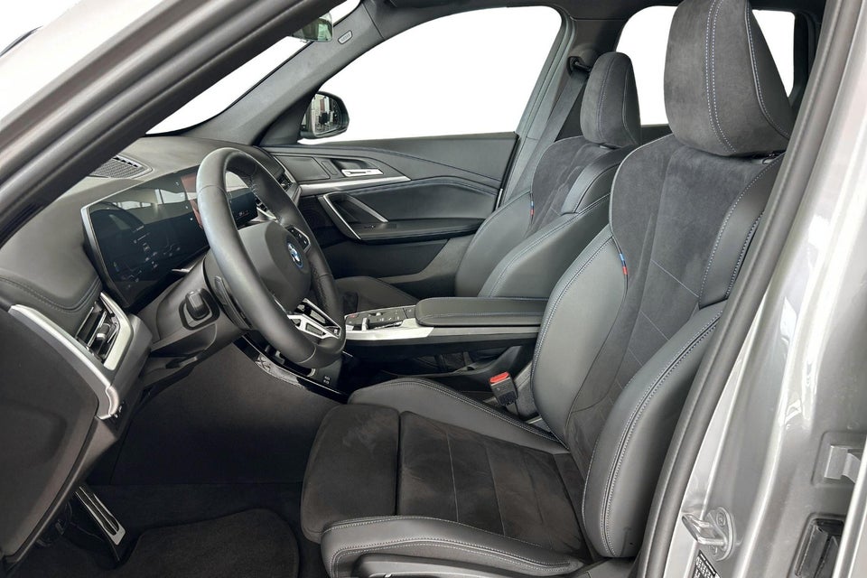 BMW iX1 eDrive20 M-Sport 5d