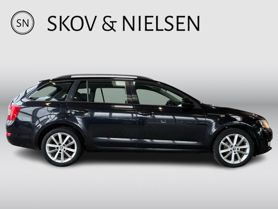 Skoda Octavia 1,6 TDi 90 Ambition Combi 5d