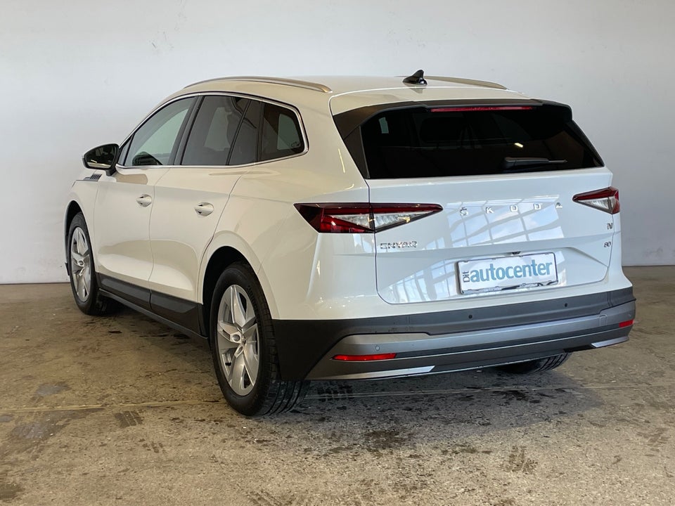 Skoda Enyaq 80 iV Plus Loft 5d
