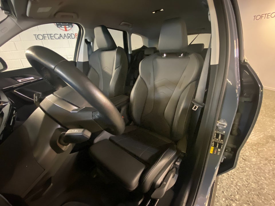 BMW iX1 xDrive30 X-Line 5d