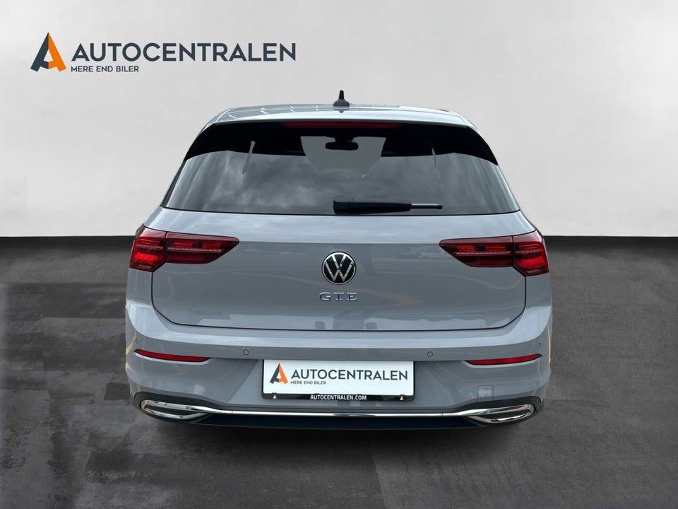 VW Golf VIII 1,4 GTE DSG 5d
