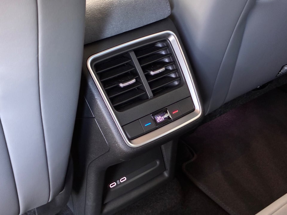 Skoda Enyaq 85x iV Lounge Maxx 5d
