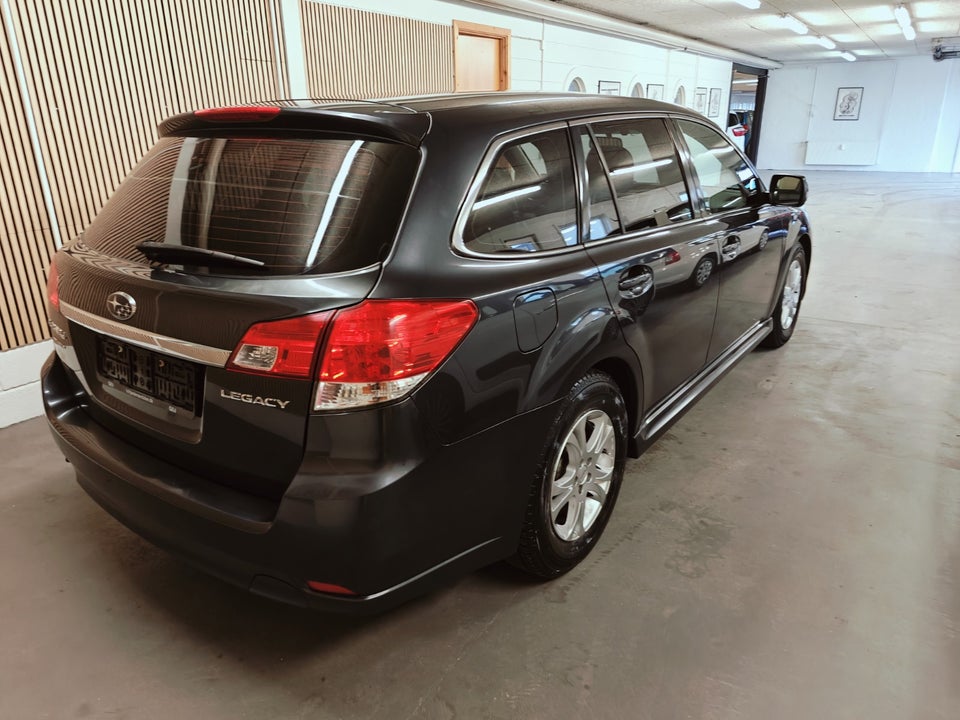 Subaru Legacy 2,5i Business Wagon aut. AWD 5d