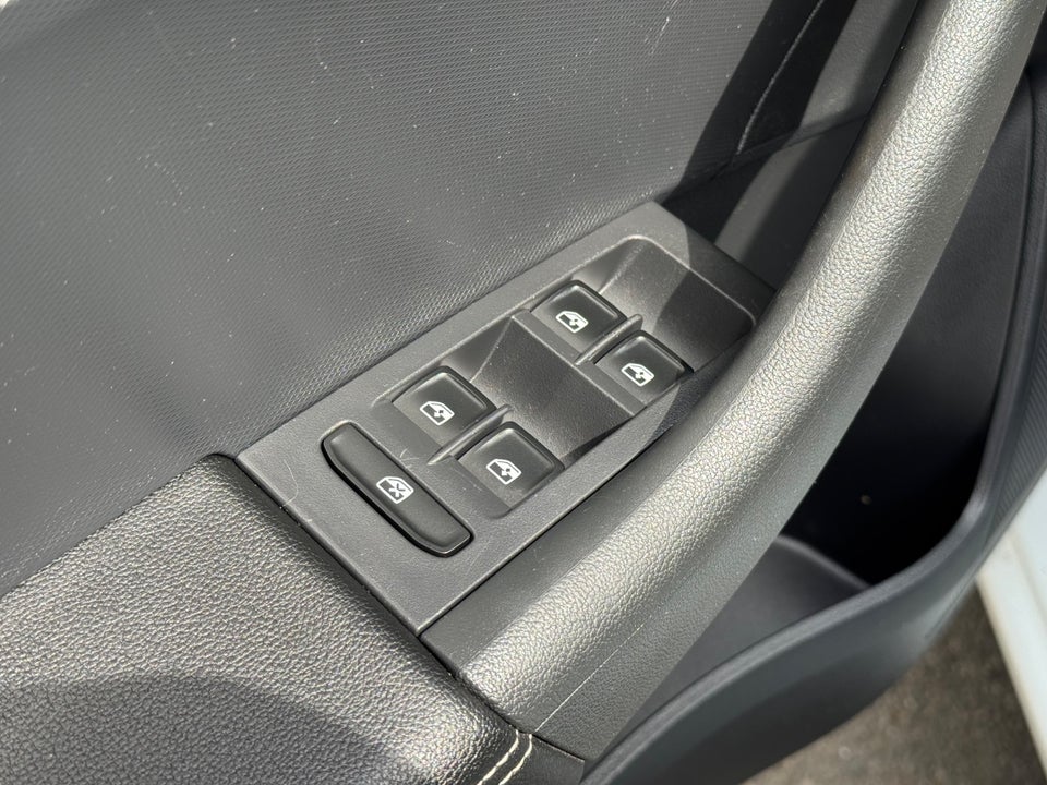 Skoda Rapid 1,0 TSi 95 Ambition 5d
