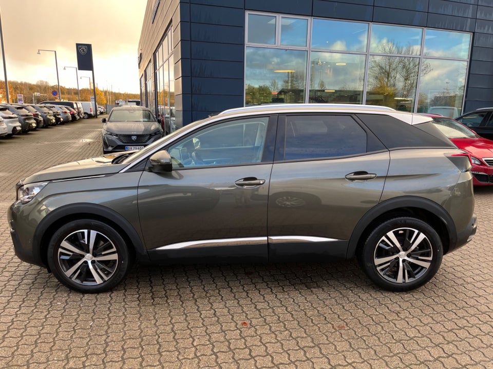 Peugeot 3008 1,2 e-THP 130 Allure EAT6 5d