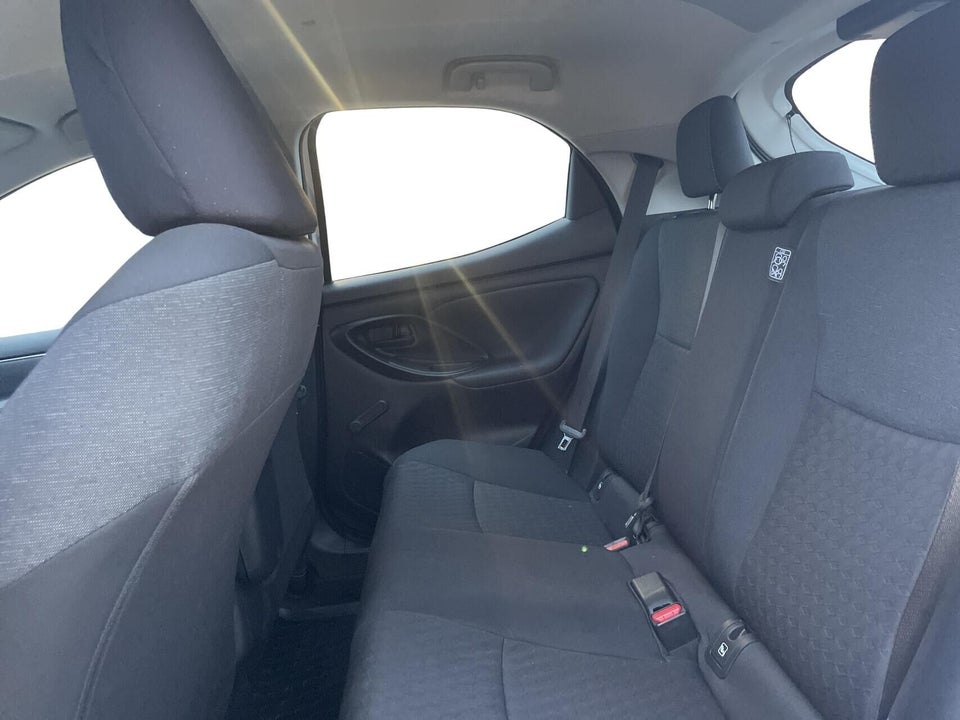 Toyota Yaris 1,5 Hybrid Essential Comfort e-CVT 5d