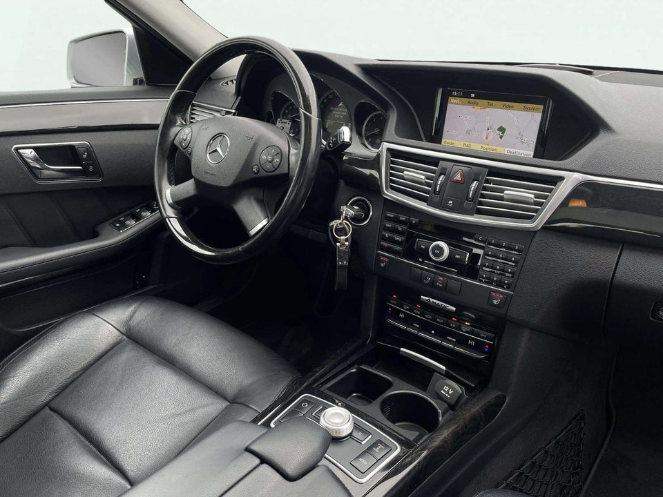 Mercedes E350 3,5 Elegance aut. 4Matic 4d