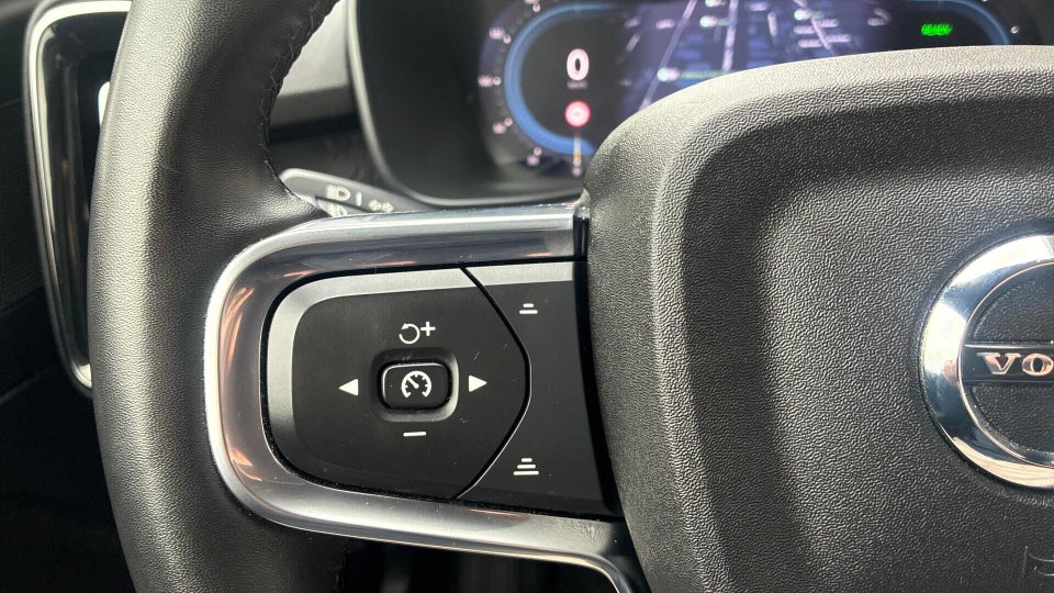 Volvo XC40 P6 ReCharge Core 5d