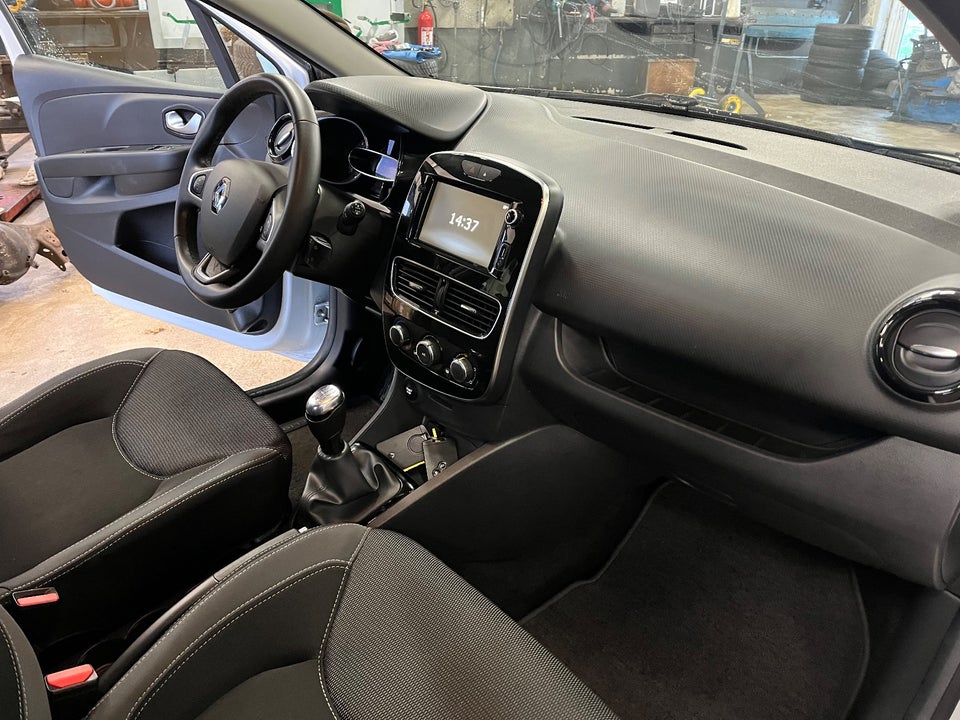 Renault Clio IV 0,9 TCe 75 Zen 5d