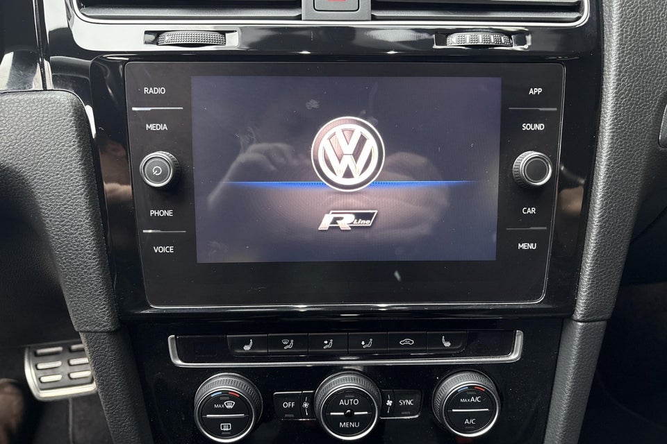 VW Golf VII 1,5 TSi 150 R-line Variant DSG 5d