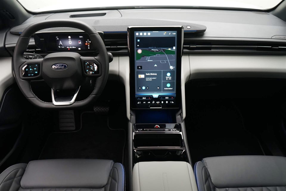 Ford Explorer 82 Premium Extended Range 5d