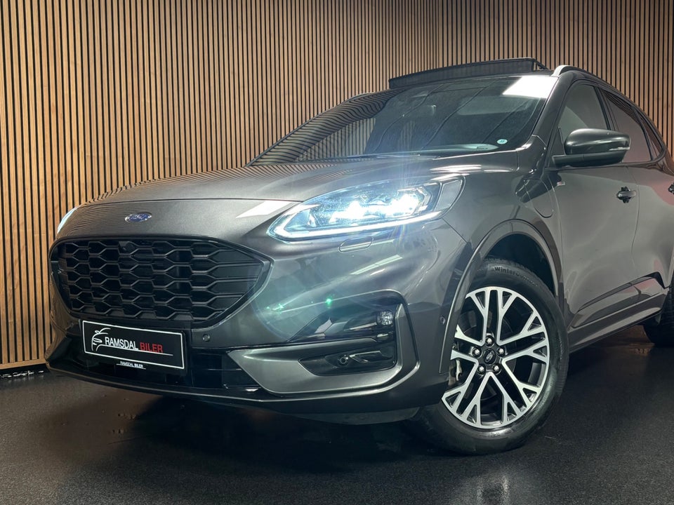 Ford Kuga 2,5 PHEV ST-Line X CVT 5d