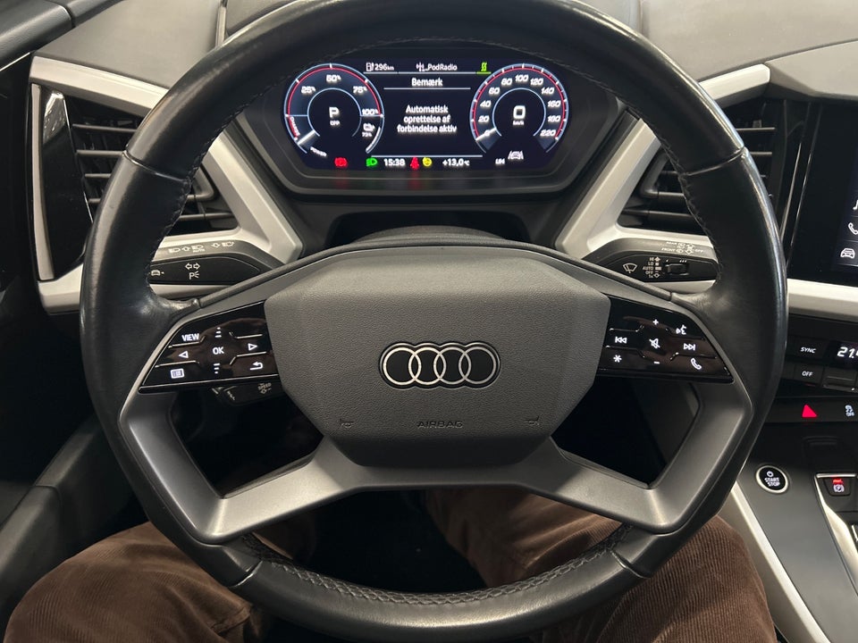 Audi Q4 e-tron 40  5d