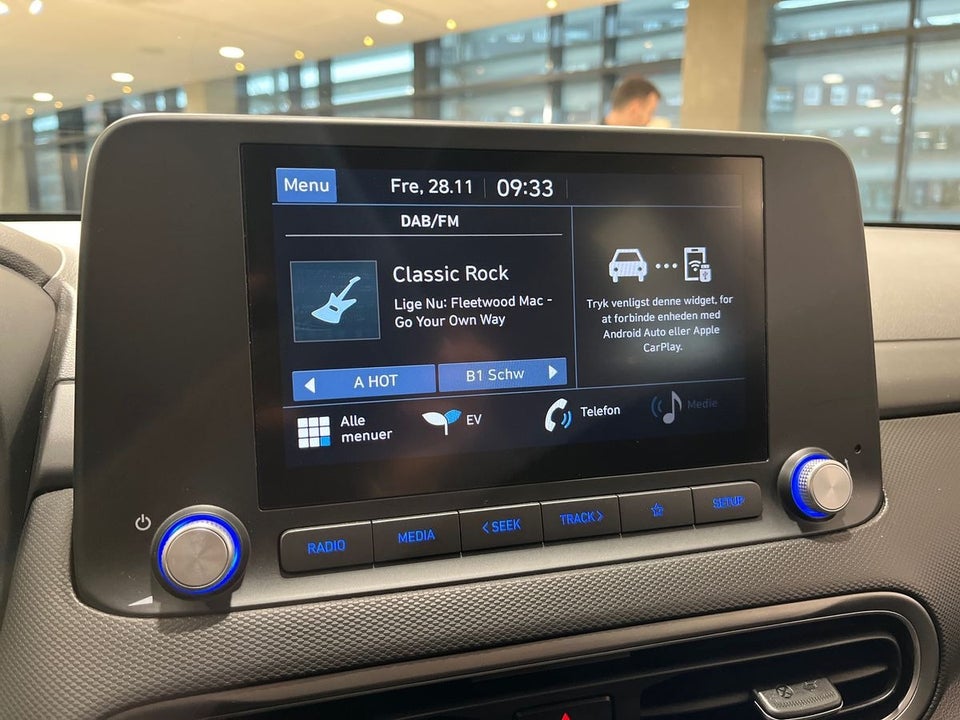 Hyundai Kona 64 EV Select 5d