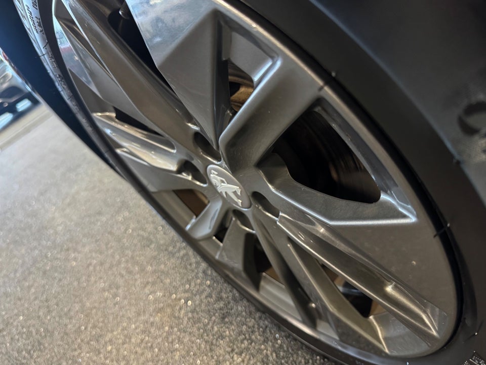 Peugeot e-208 50 GT Pack 5d