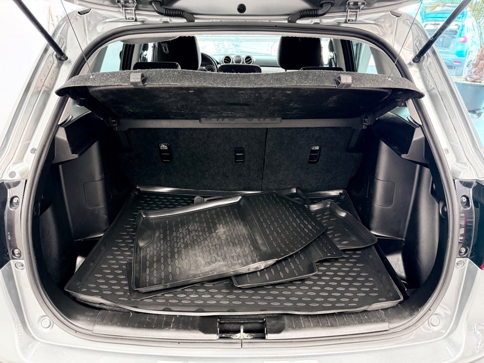 Suzuki Vitara 1,6 Active 5d