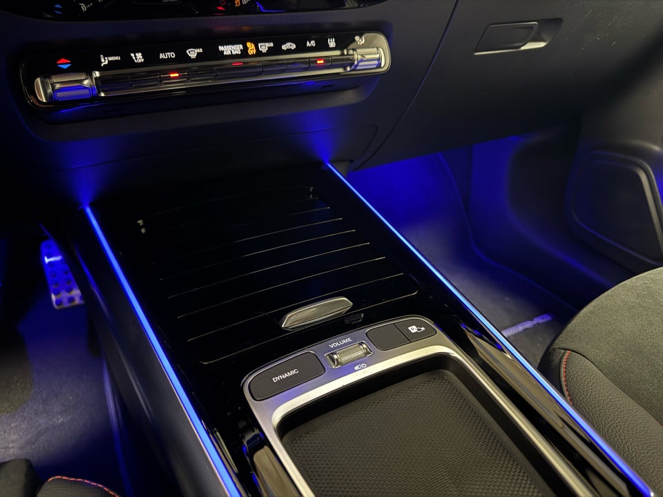 Mercedes EQA300 AMG Line 4Matic 5d