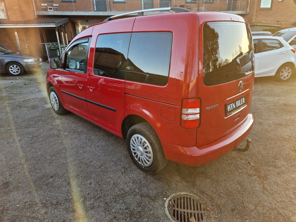 VW Caddy 1,6 TDi 75 Comfortline BMT 5d