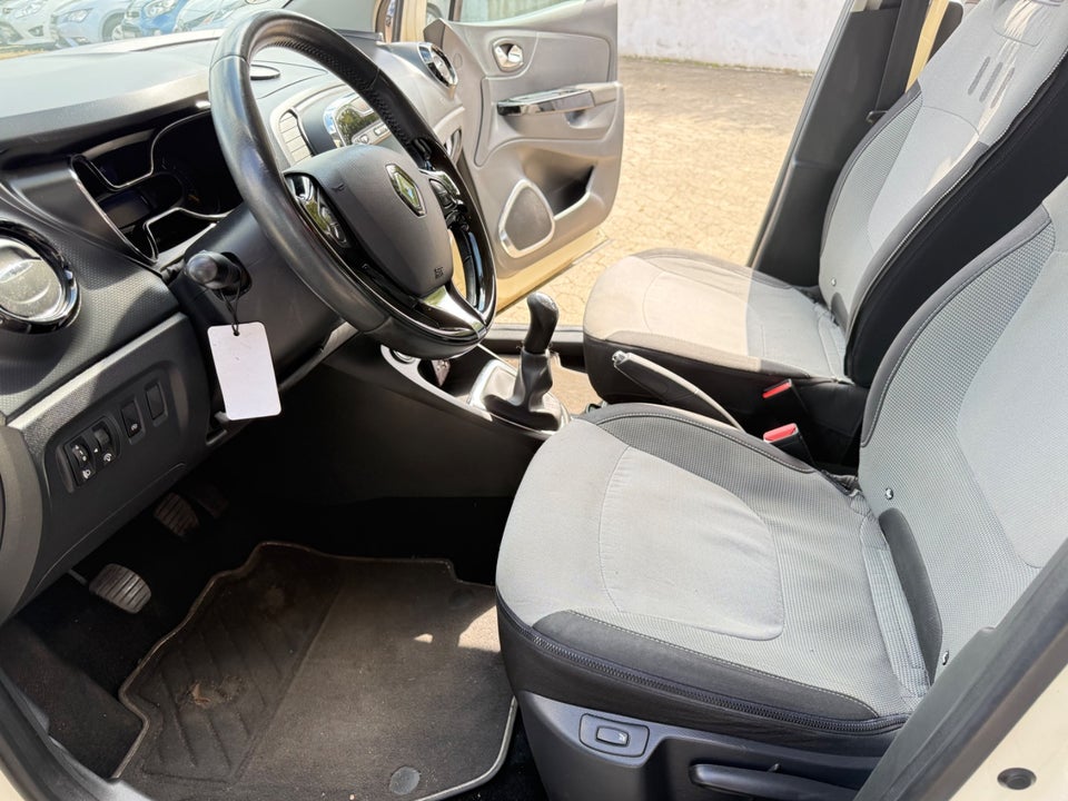 Renault Captur 0,9 TCe 90 Expression 5d