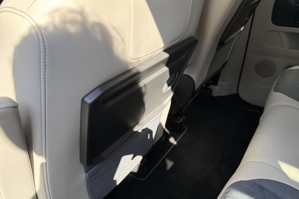 VW ID.Buzz 77 Style SWB 5d