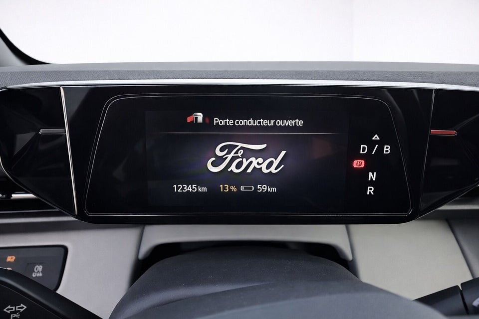 Ford Capri 77 Premium Extended Range 5d