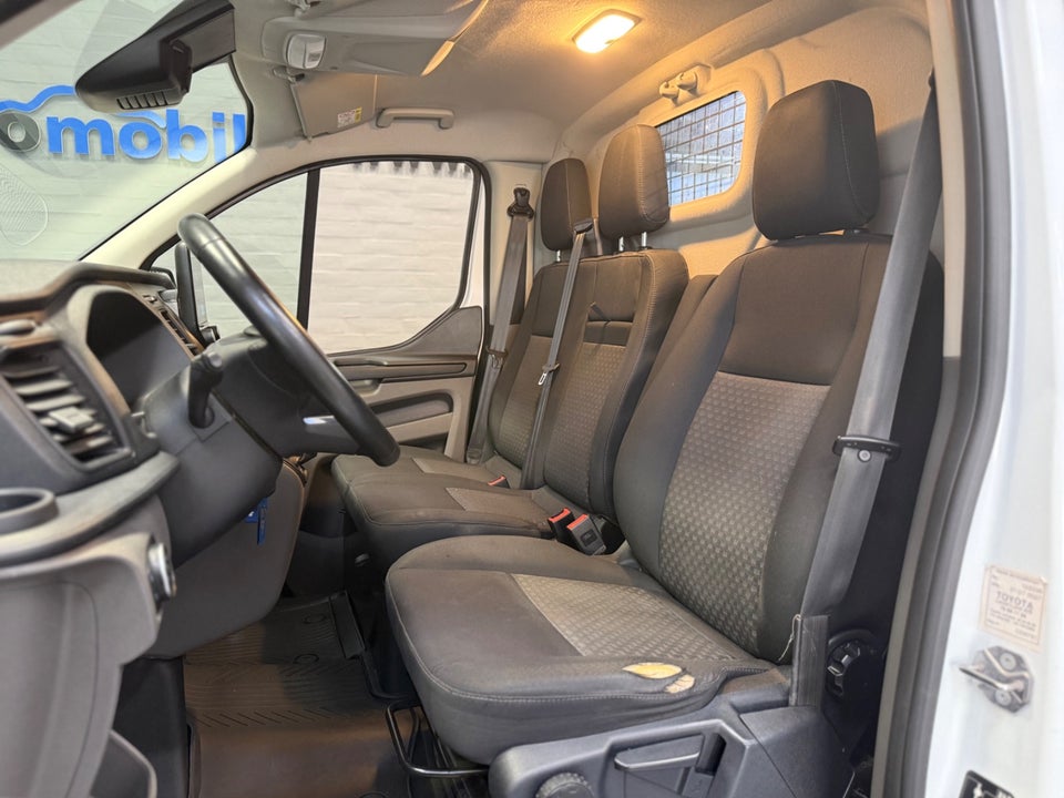 Ford Transit Custom 300 L2 2,0 TDCi 130 Trend