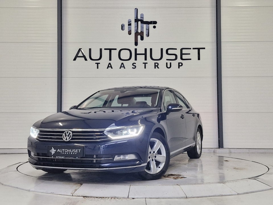 VW Passat 2,0 TSi 220 Highline DSG 4d