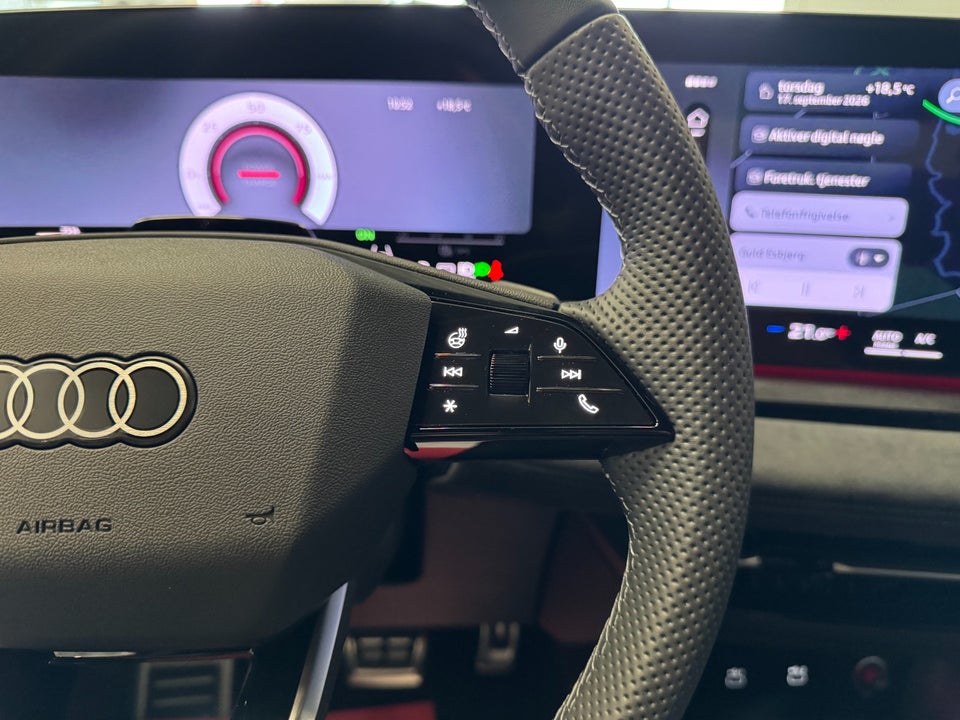 Audi Q6 e-tron S-line plus 5d